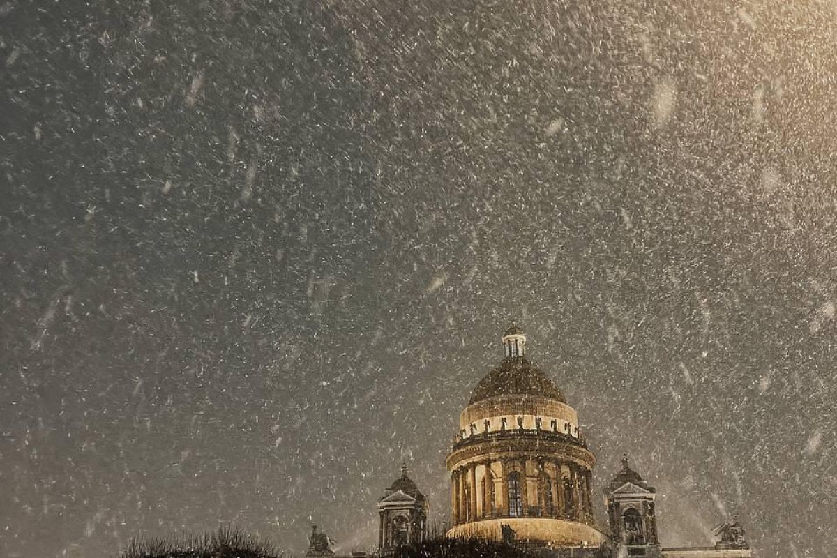 "Новогодний Тур в Петербурге 4 дня"