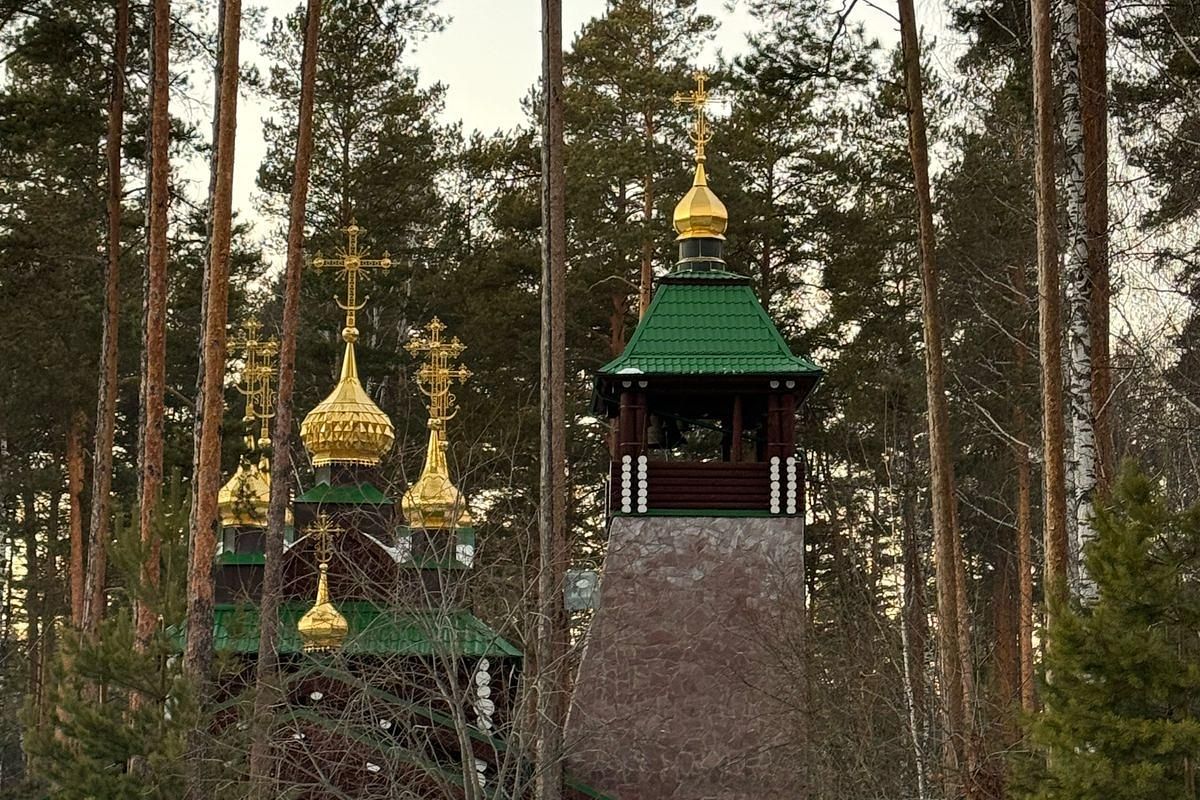 Екатеринбург. Погружение в историю династии Романовых. (Ганина Яма, Ново-тихвинский Монастырь, Храм, Екатеринбург, завтрак и обед). Тур из Тюмени.